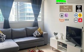 Cozy Studio Heart of La Défense - 10 min to Paris